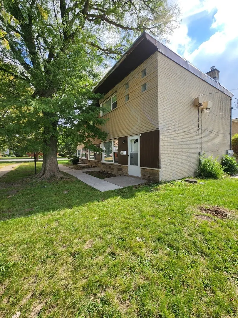 1336 Wentworth Avenue 1-2 IL