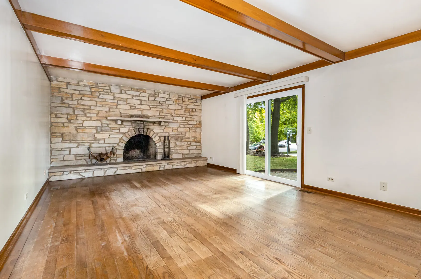 1120 COLGATE Court IL