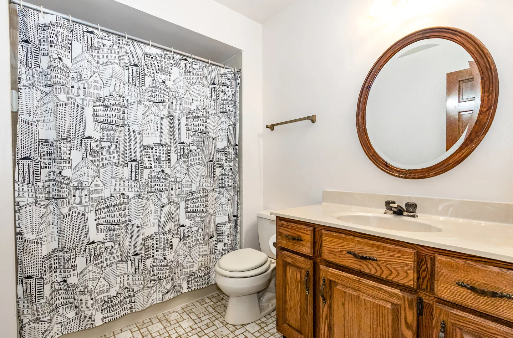 1120 COLGATE Court IL