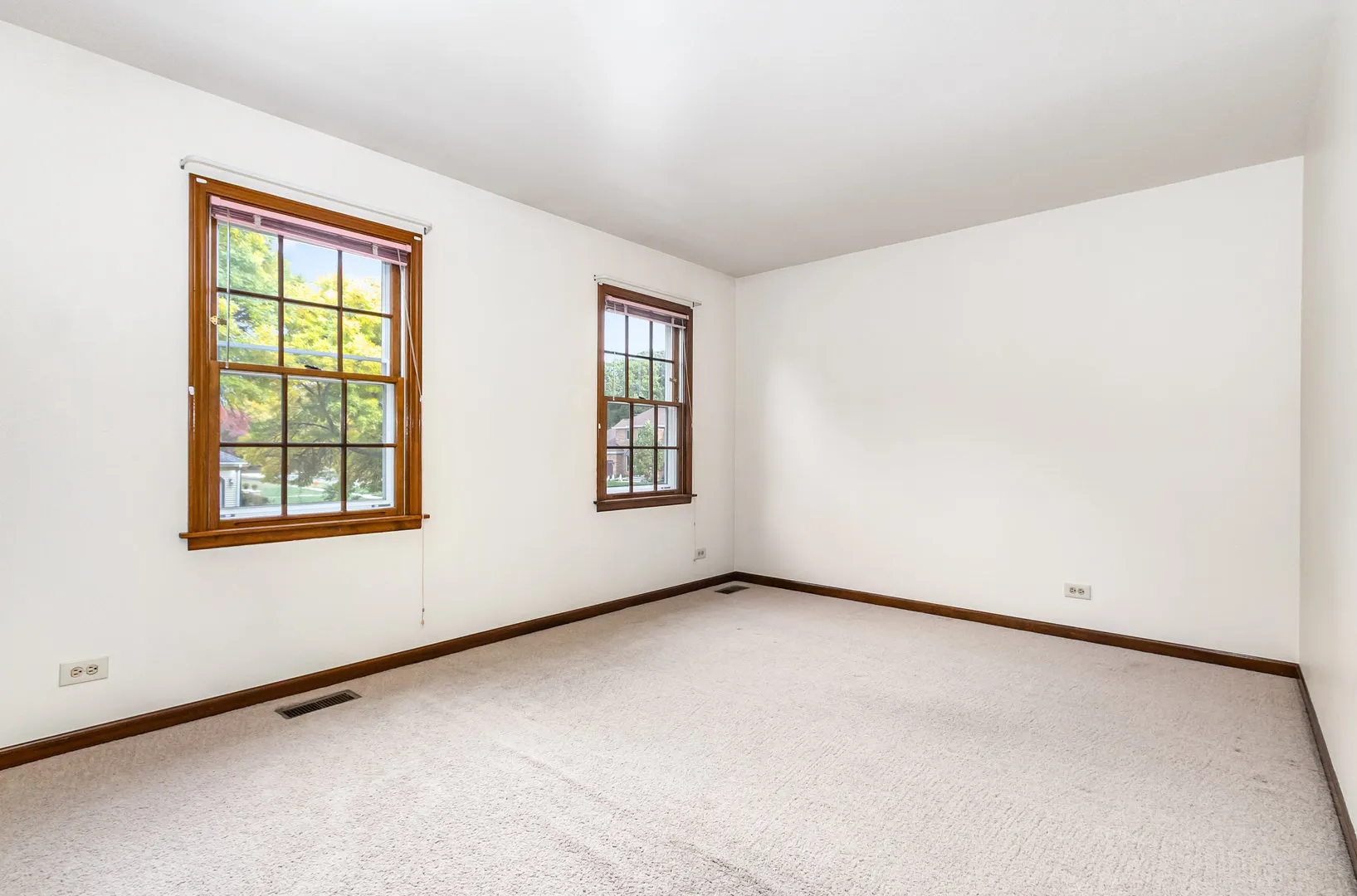 1120 COLGATE Court IL