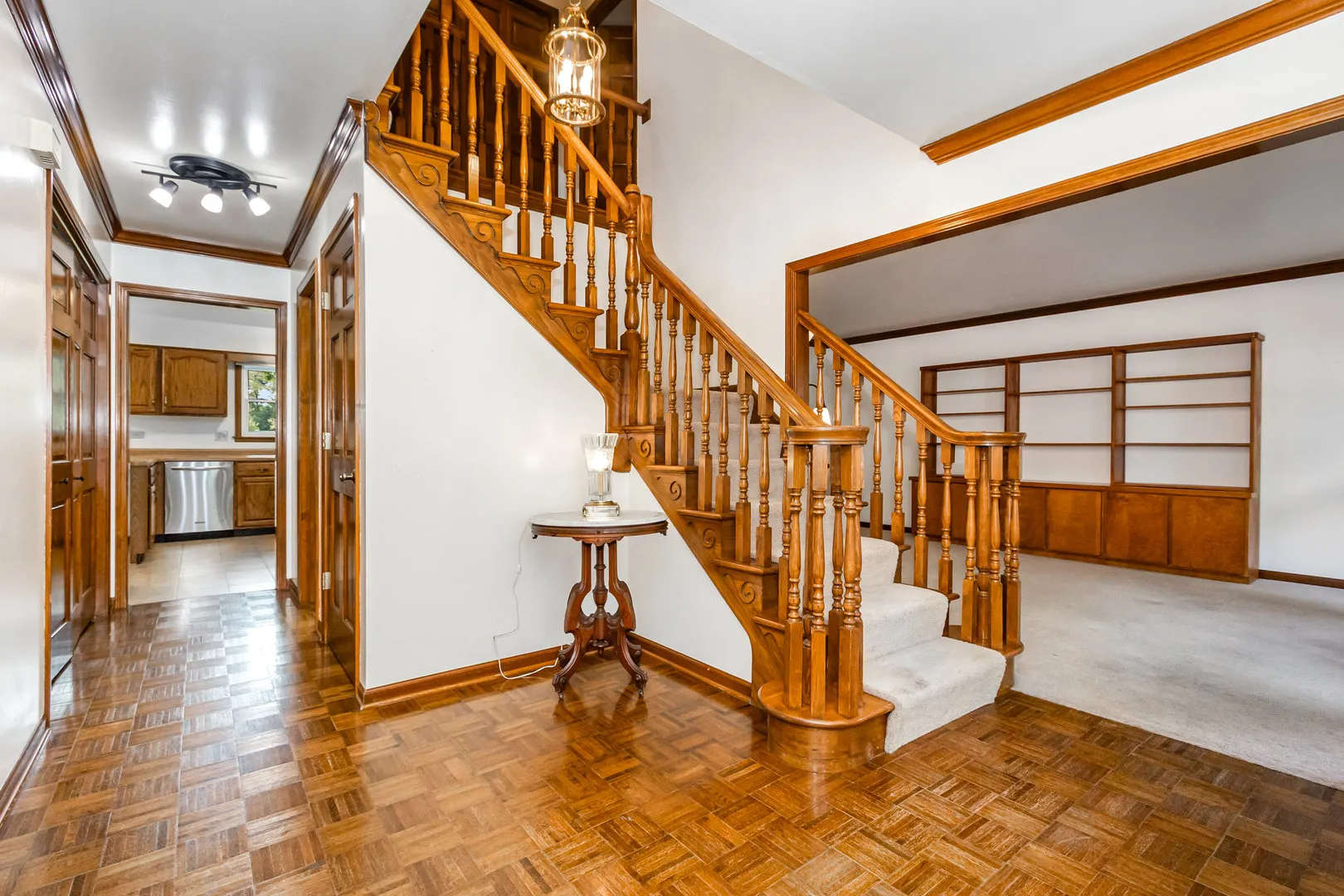 1120 COLGATE Court IL