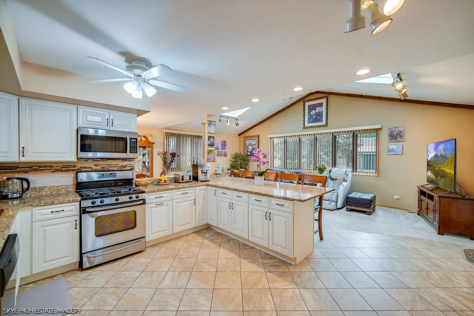12152 Forestview Drive IL