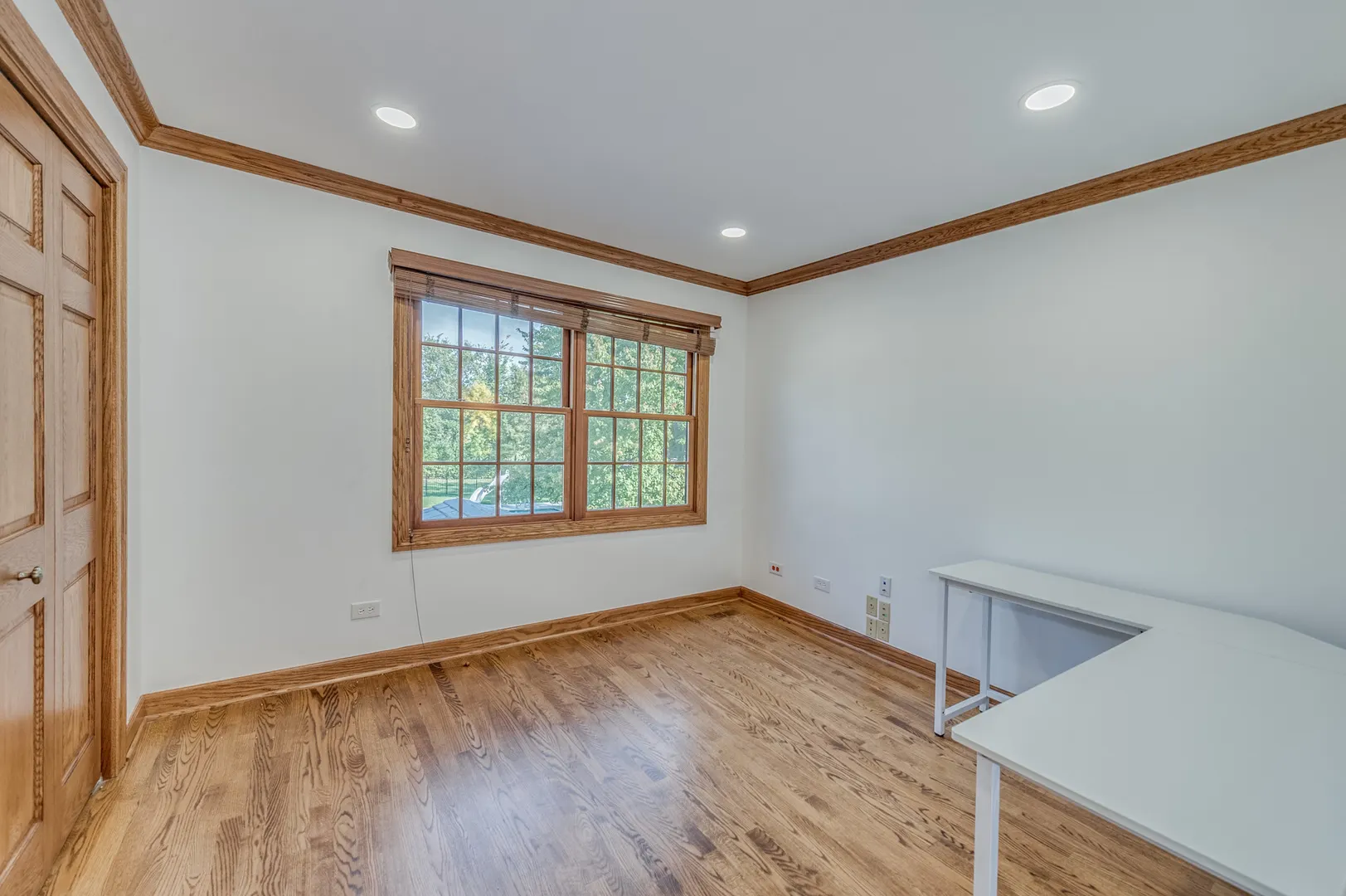 4143 Three Lakes Court IL