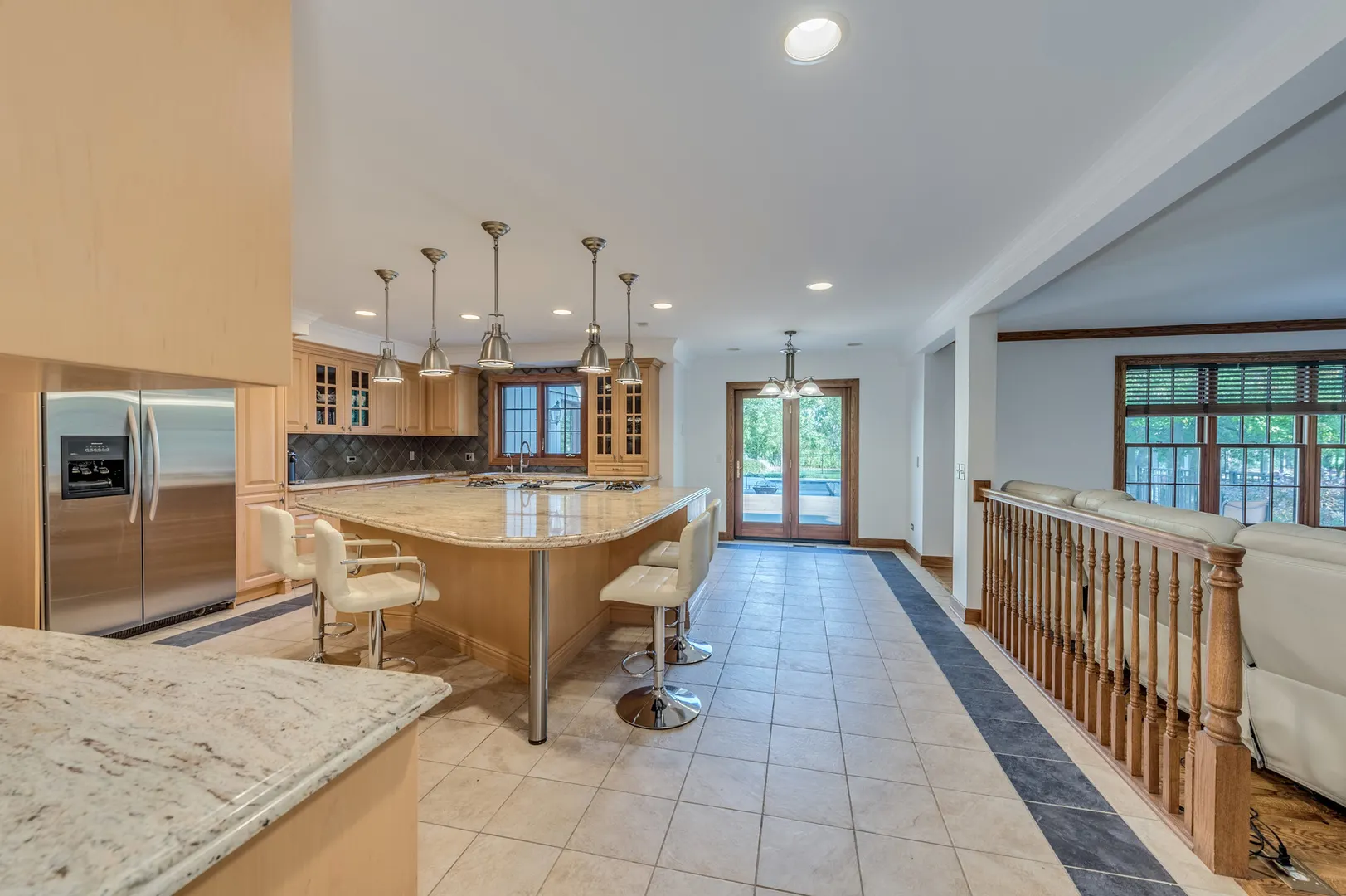 4143 Three Lakes Court IL
