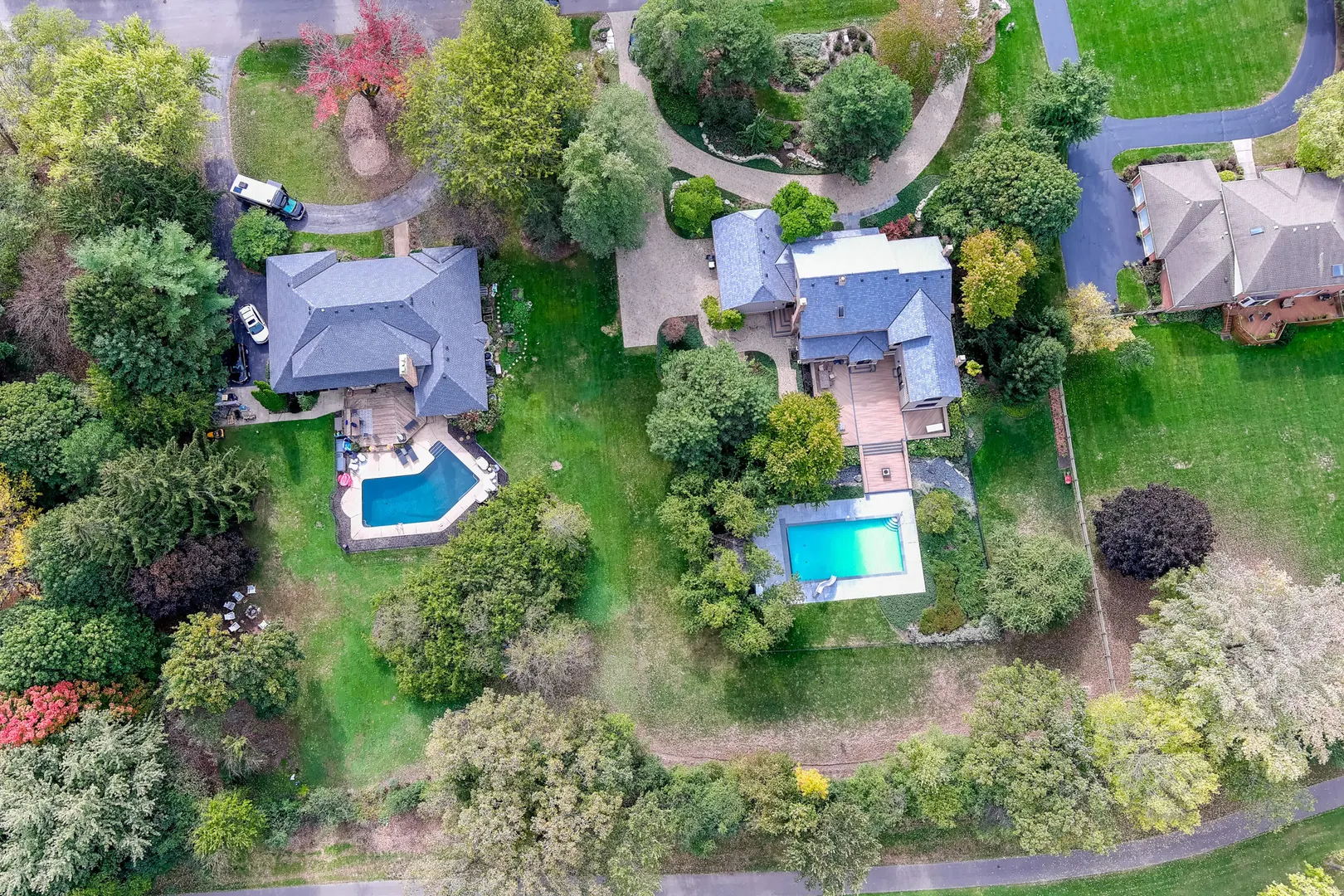 4143 Three Lakes Court IL