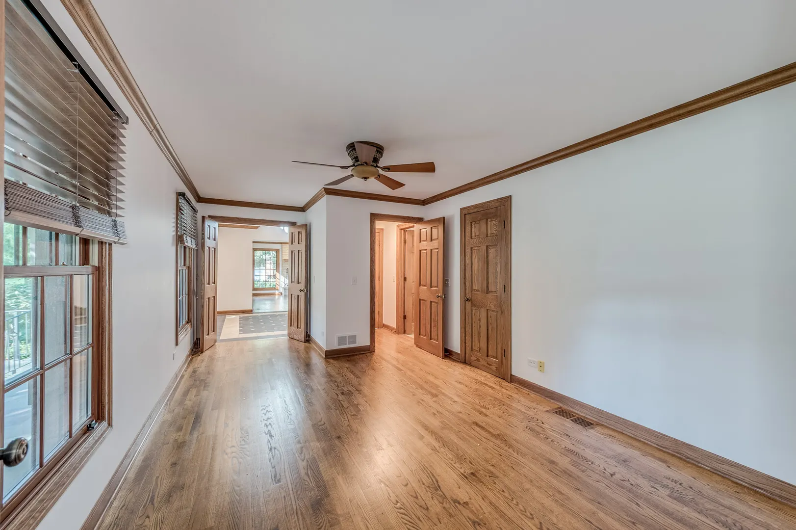 4143 Three Lakes Court IL