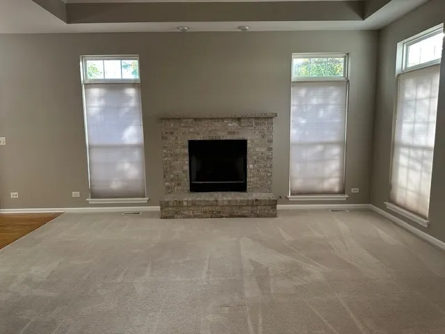 2047 James Leigh Drive IL