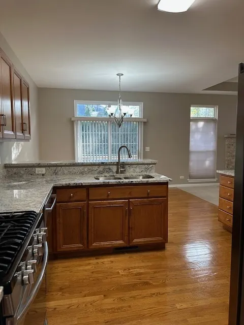 2047 James Leigh Drive IL