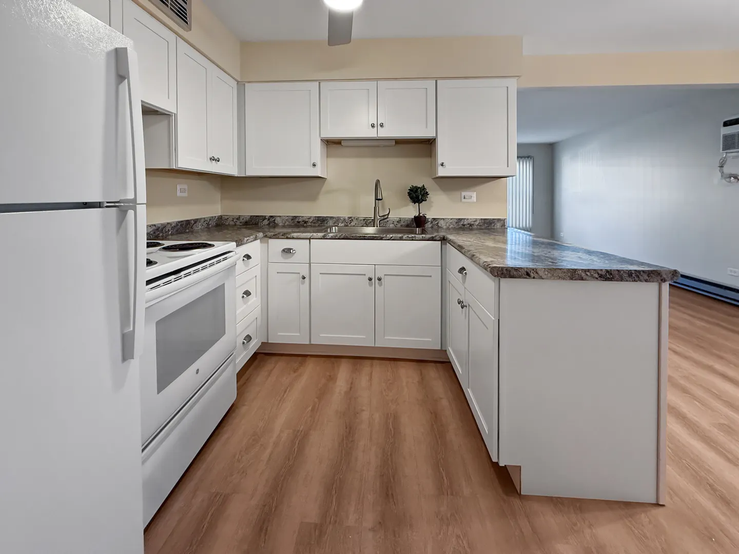 2025 Maple Road 1E IL