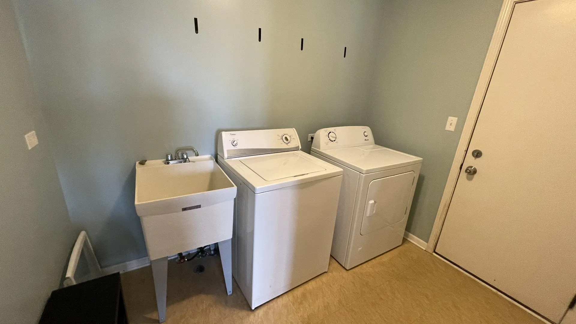 14042 Churchill Drive IL