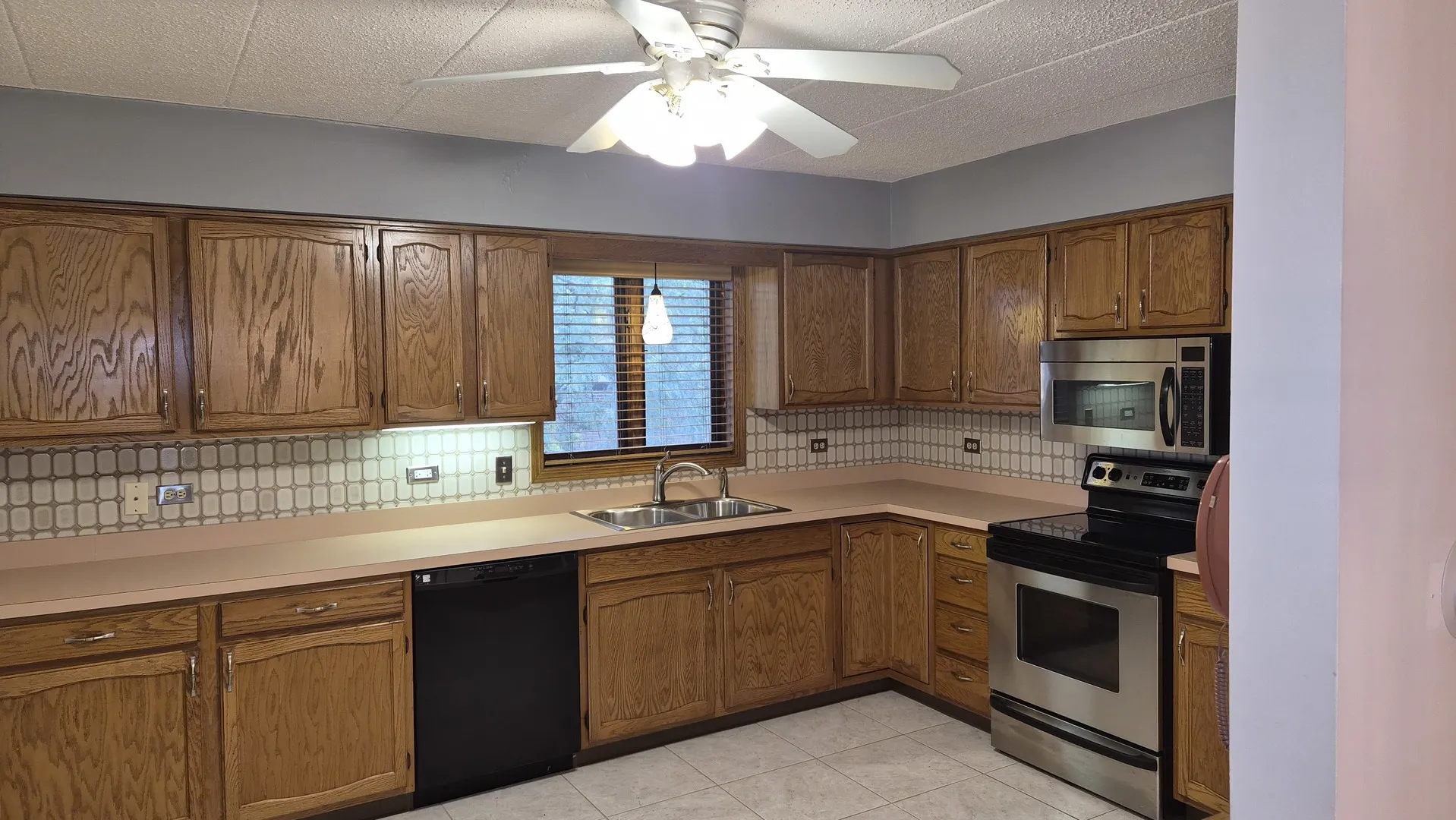 10845 S 84th Avenue 2A IL