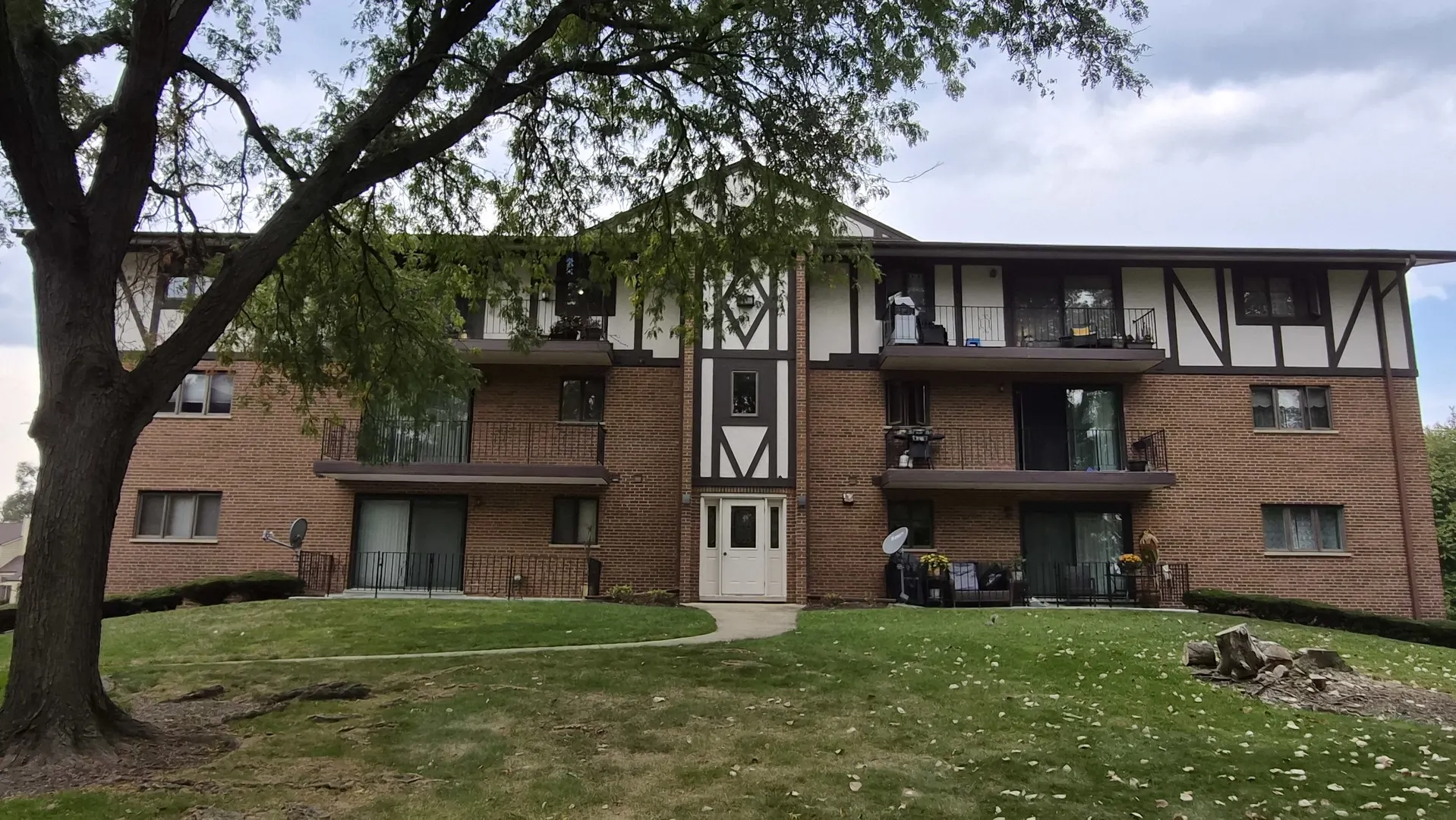 10845 S 84th Avenue 2A IL