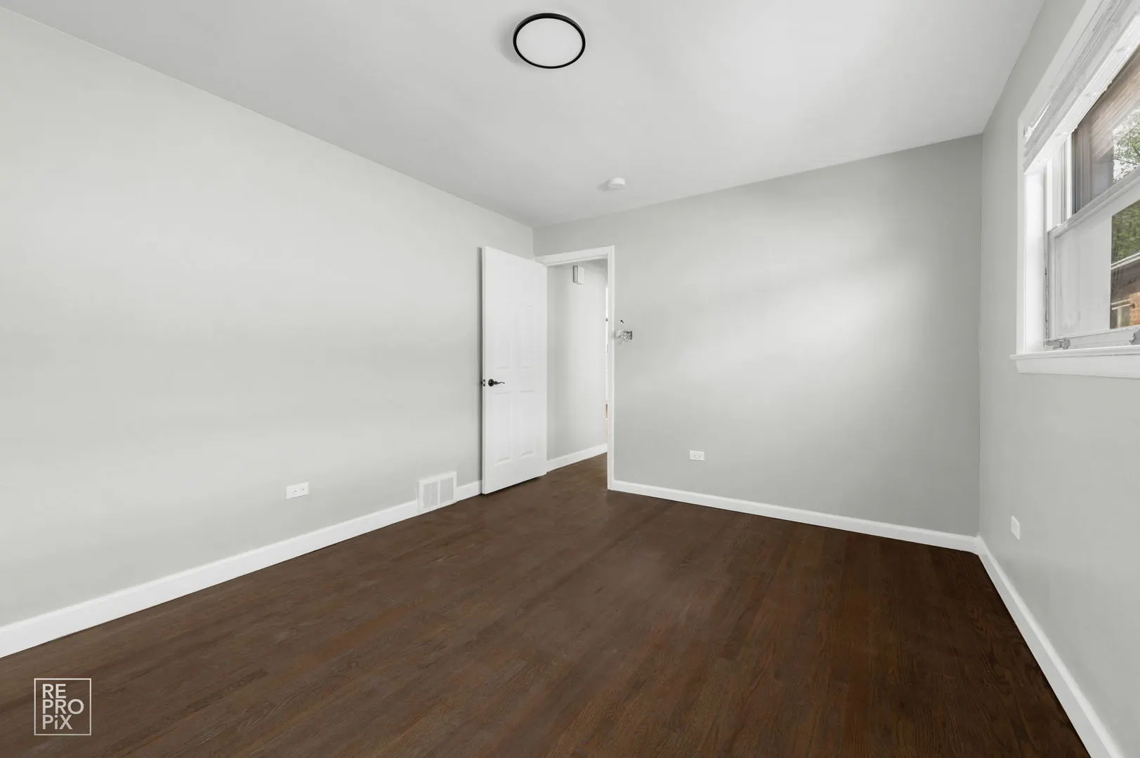 9134 S Marquette Avenue IL