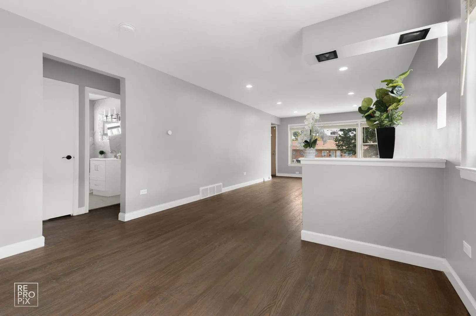9134 S Marquette Avenue IL