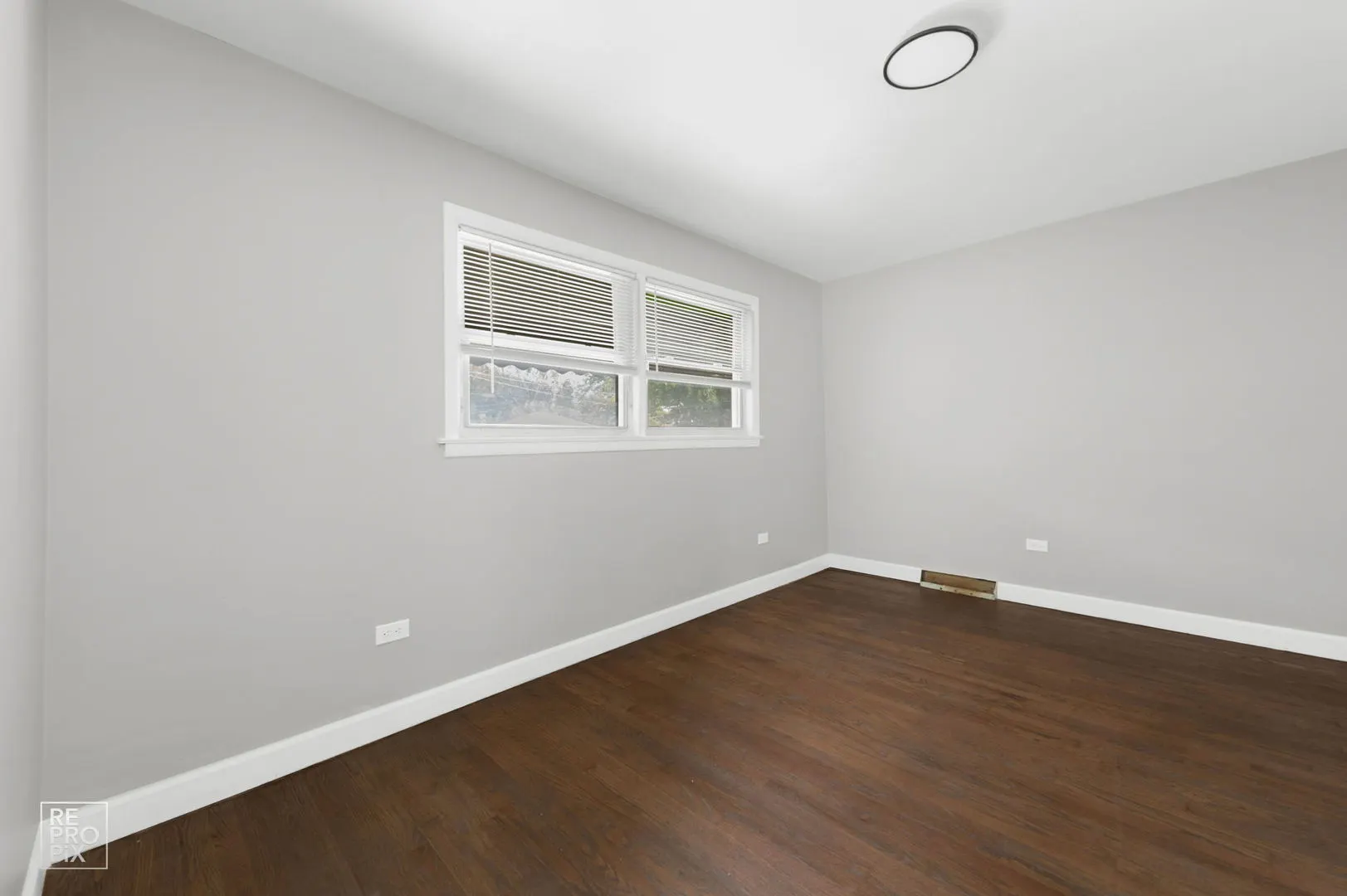 9134 S Marquette Avenue IL