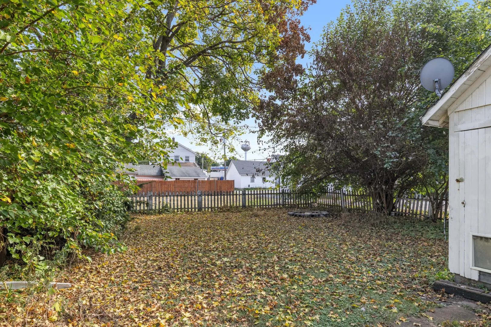 122 W Main Street IL