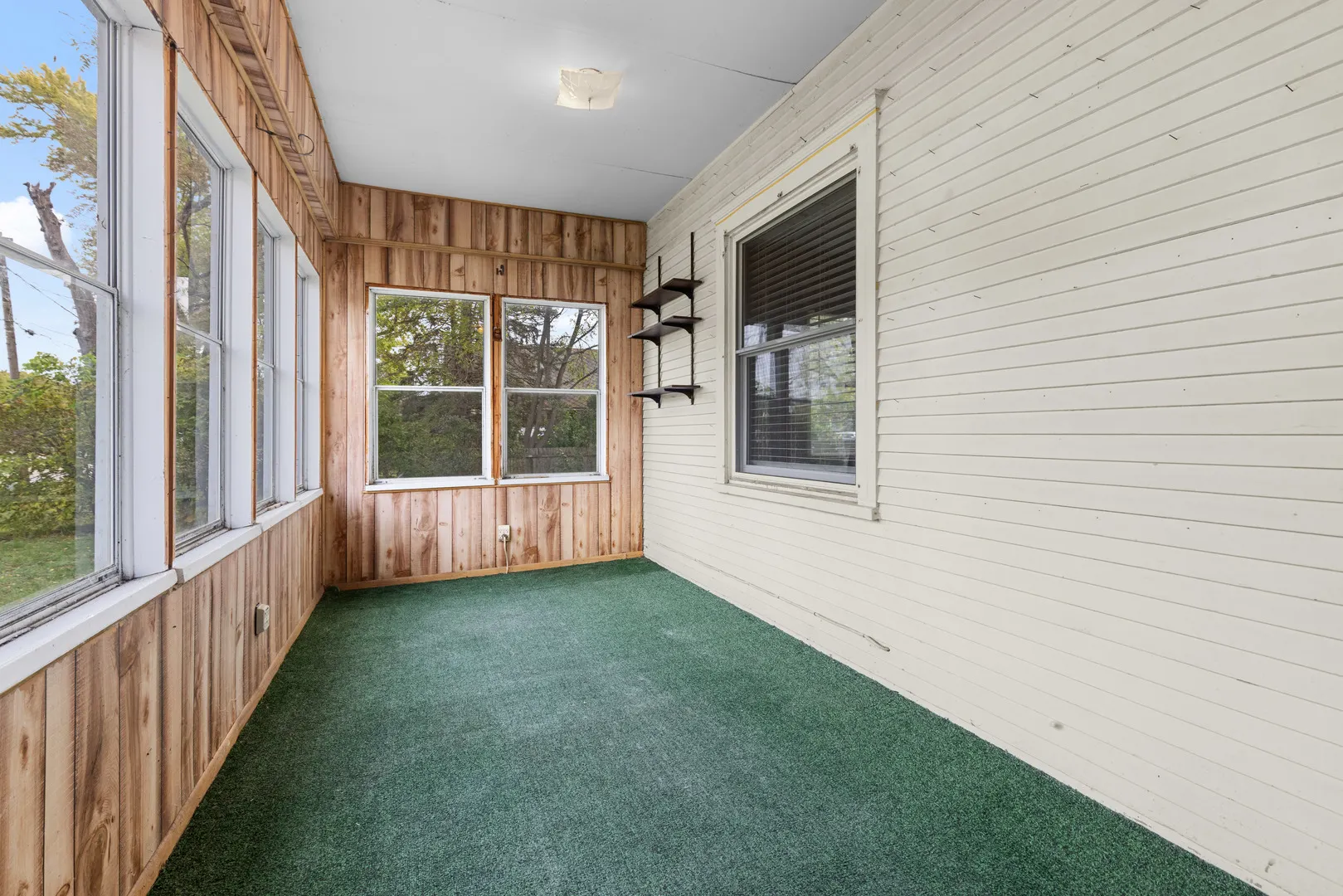 306 W Chicago Avenue IL