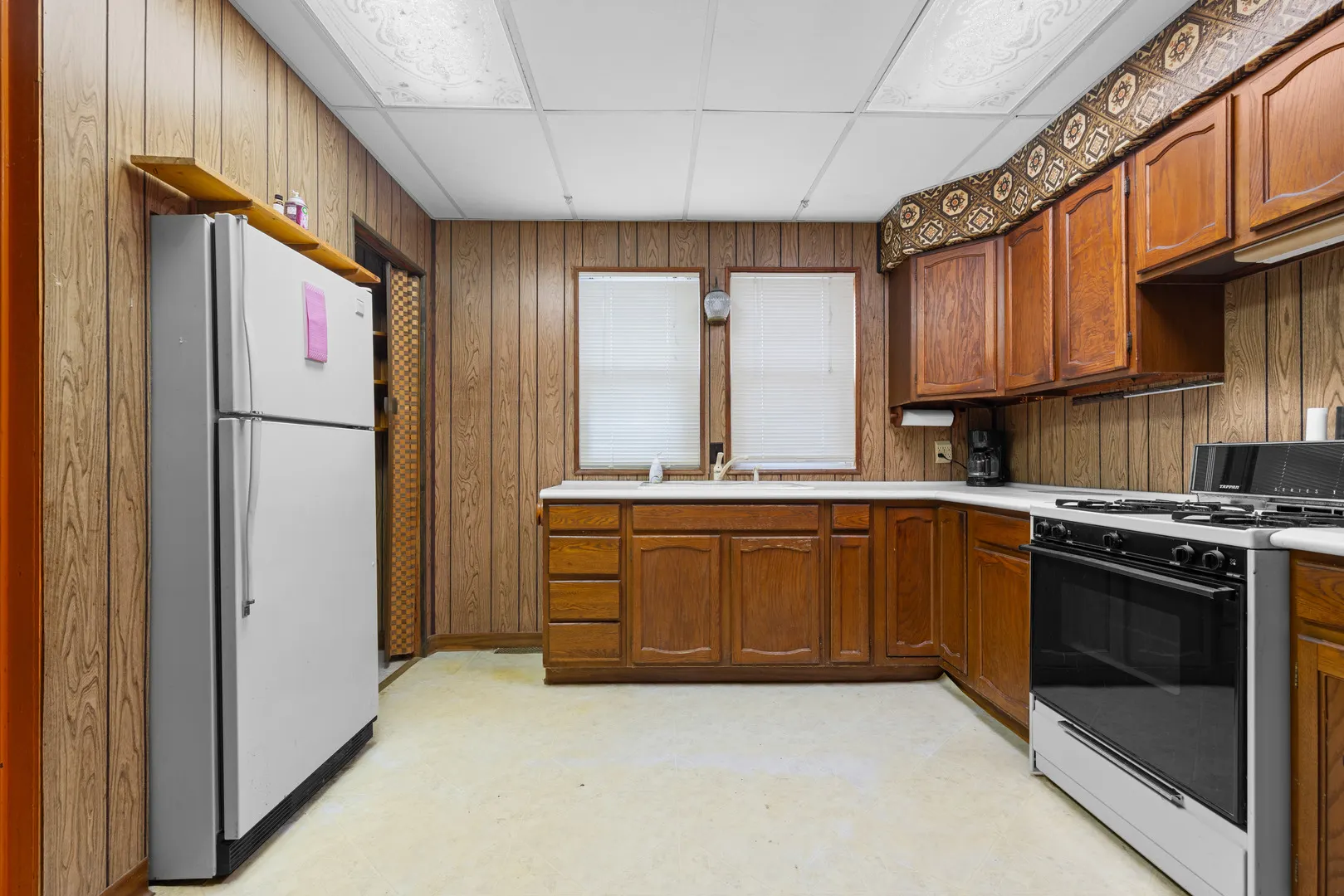 306 W Chicago Avenue IL