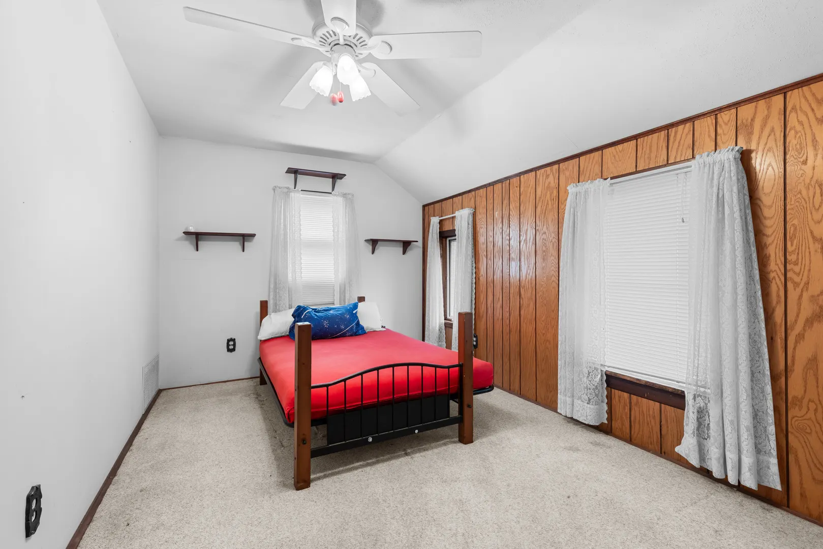 306 W Chicago Avenue IL
