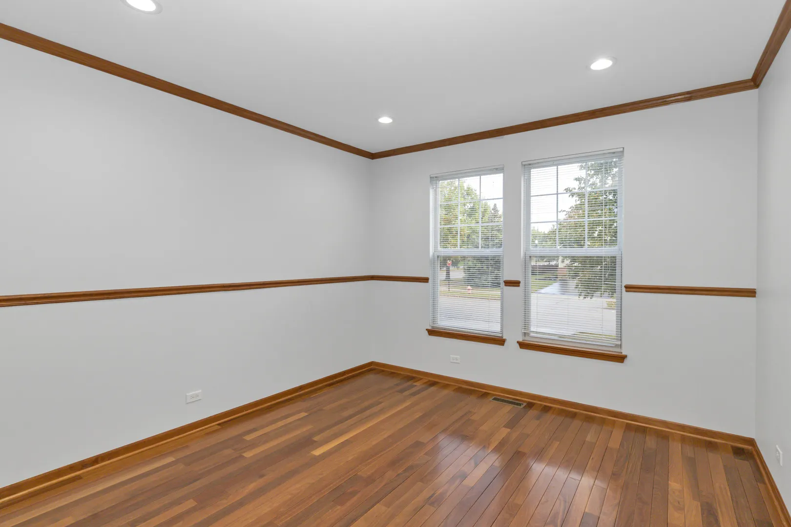 3311 LAFAYETTE Street IL