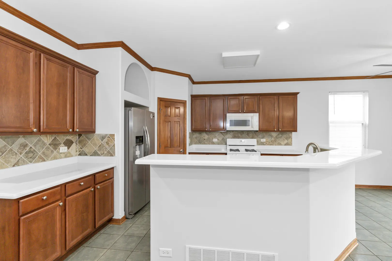 3311 LAFAYETTE Street IL
