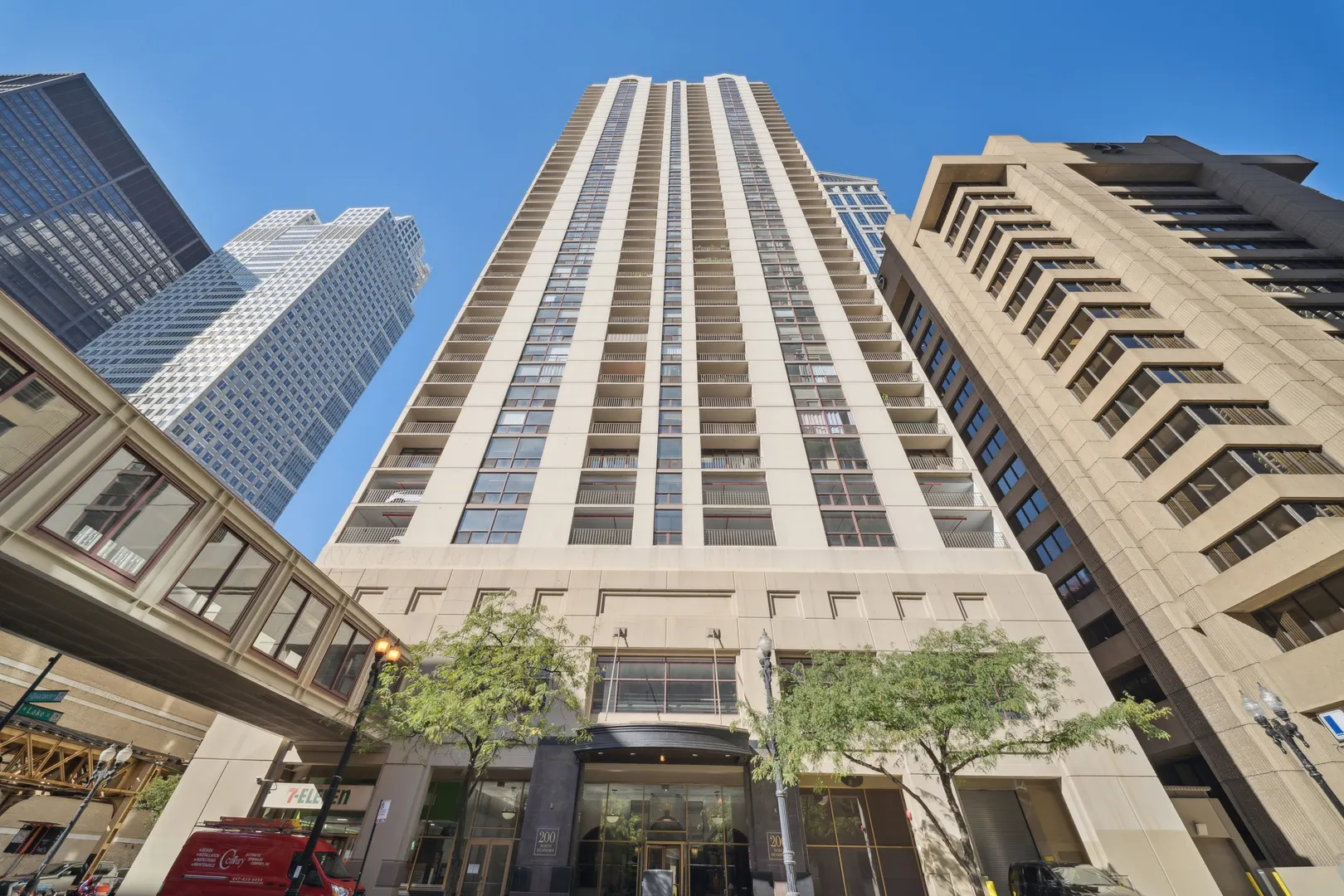 200 N Dearborn Street 3402 IL