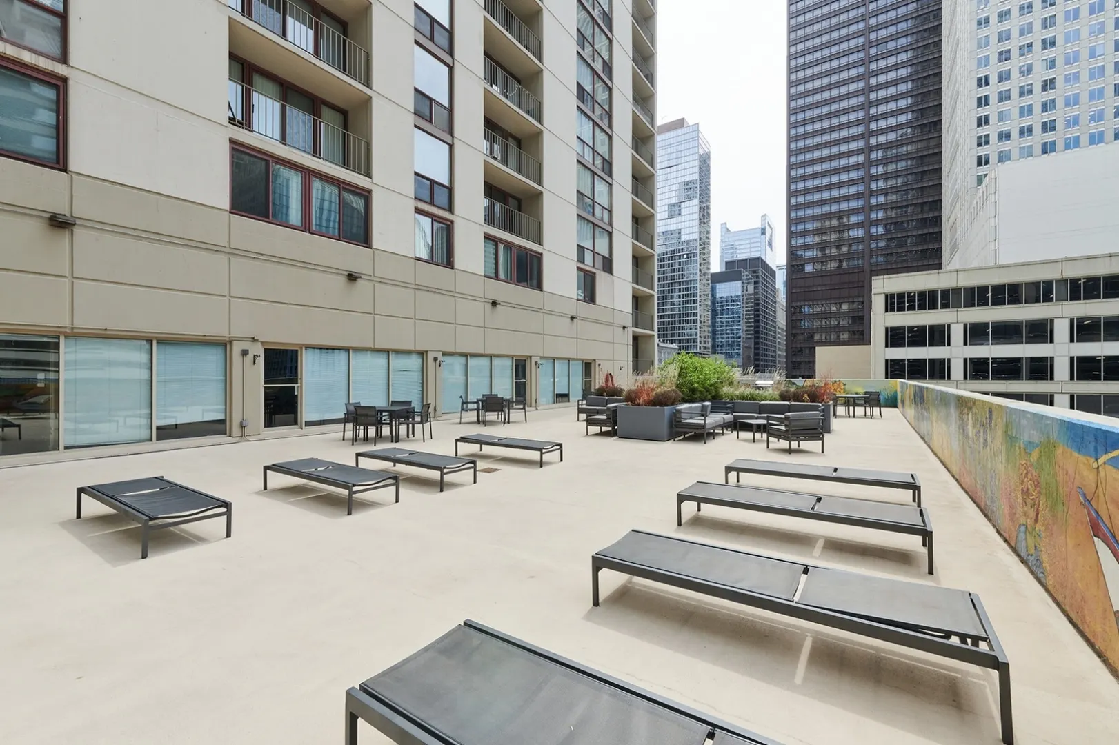 200 N Dearborn Street 3402 IL