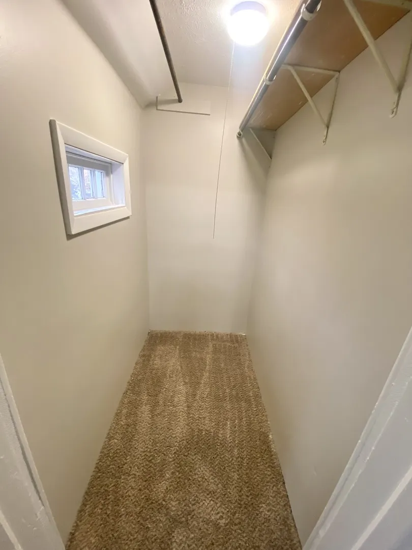612 1/2 E Chestnut Street 2 IL