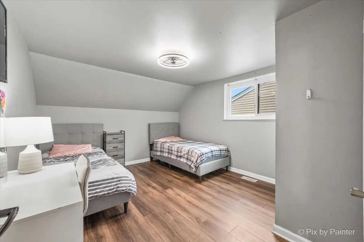 3S268 Twin Pines Drive IL