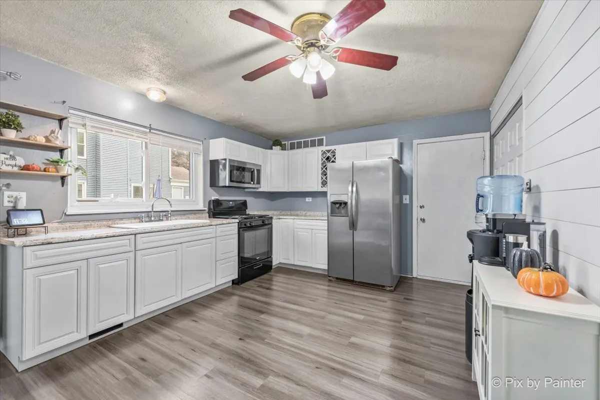 3S268 Twin Pines Drive IL