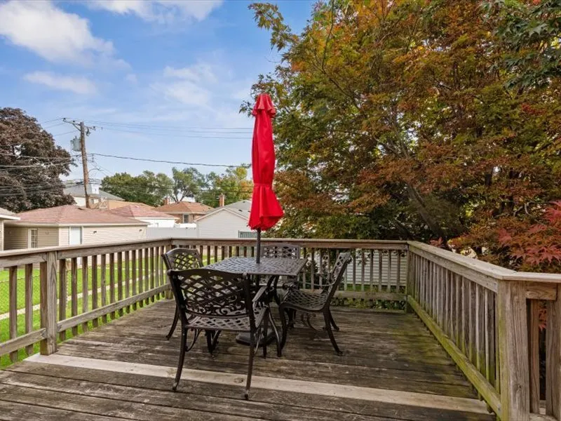 1625 N 73rd Court IL