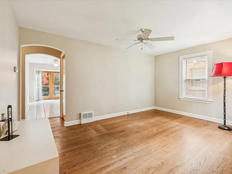 1625 N 73rd Court IL