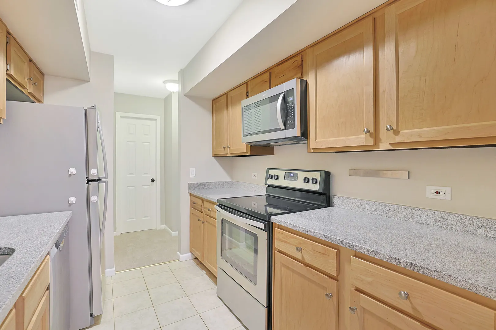 520 Shorely Drive 203 IL
