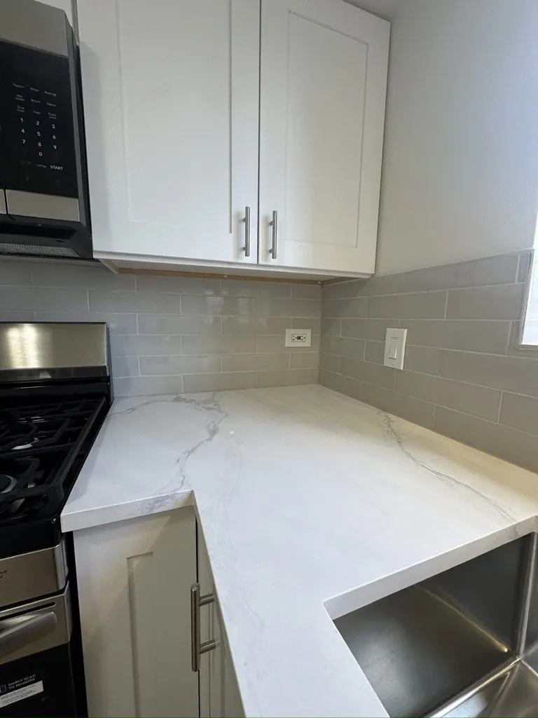 8164 W Forest Preserve Avenue 2N IL