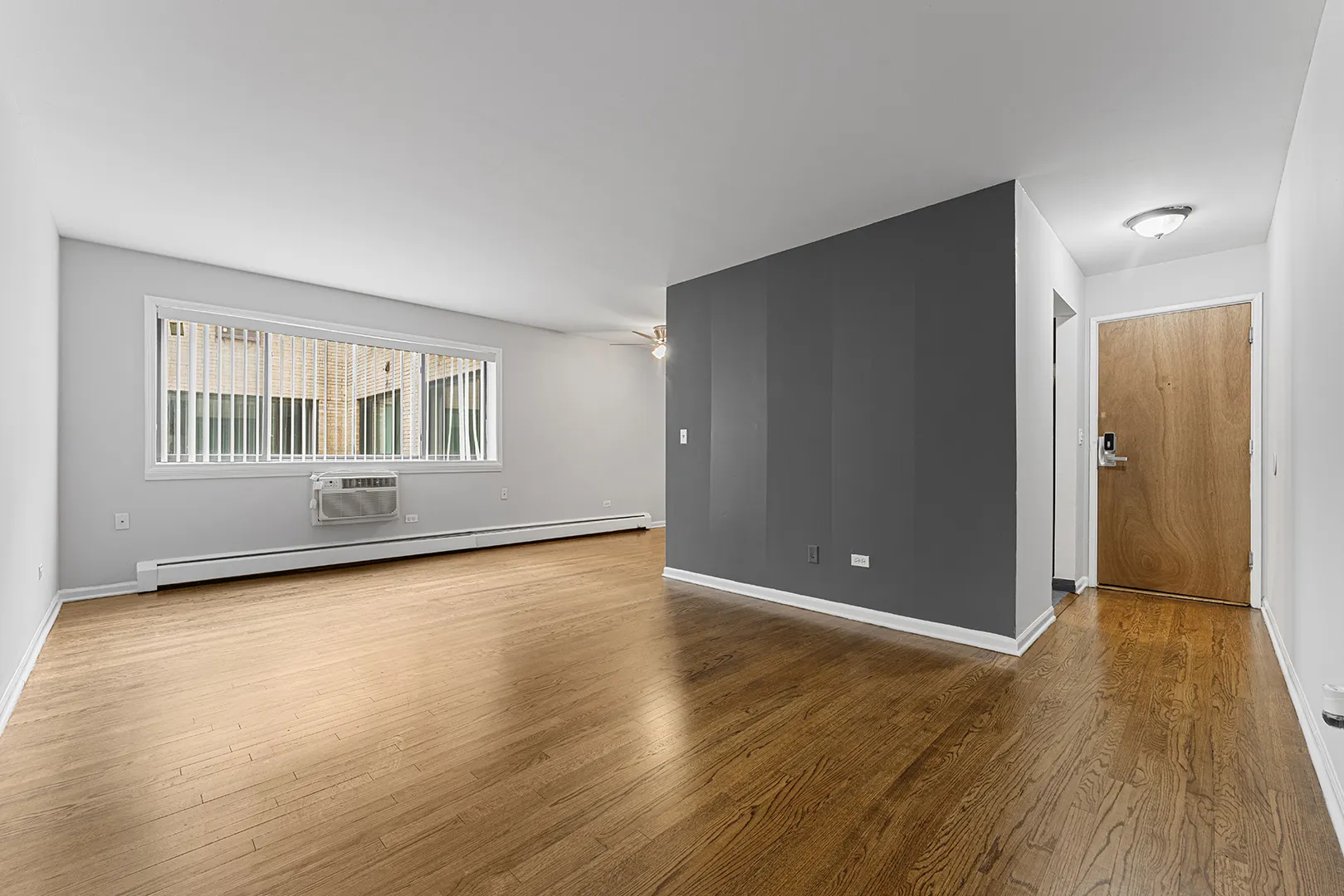 6001 N Kenmore Avenue 304 IL