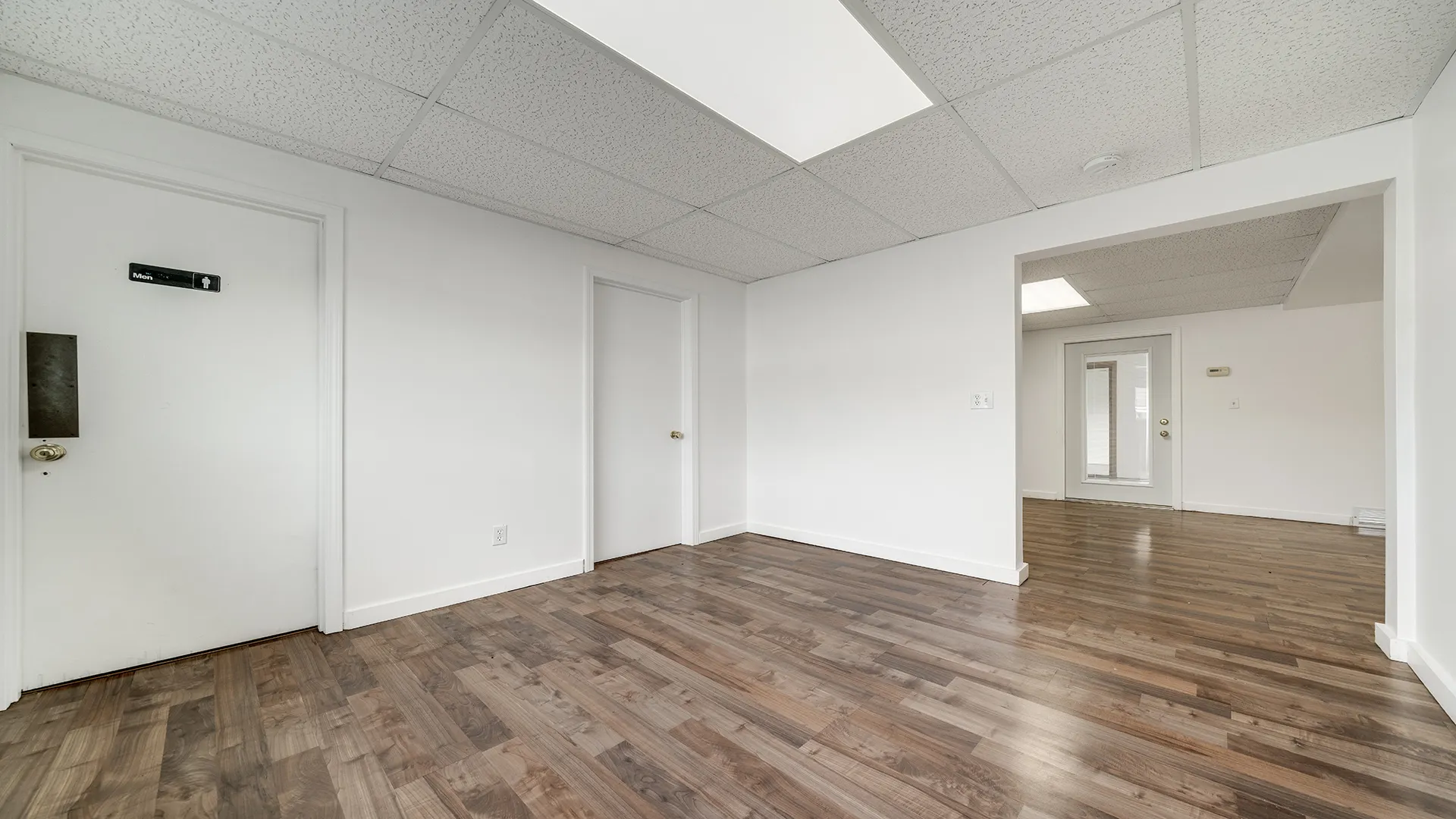 511 W Blackhawk Drive IL