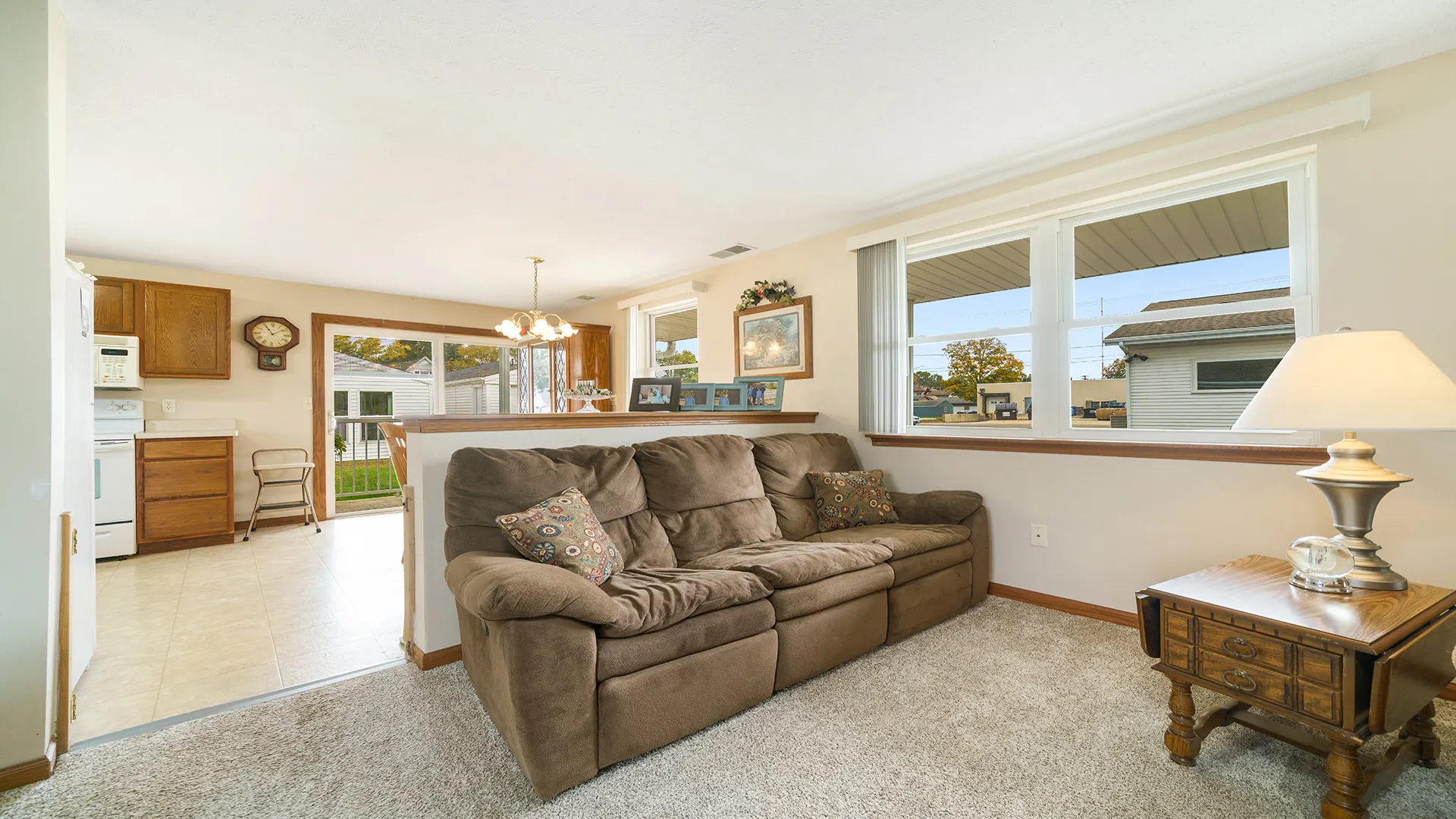 511 W Blackhawk Drive IL