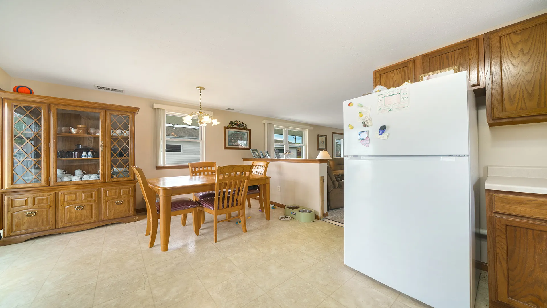 511 W Blackhawk Drive IL