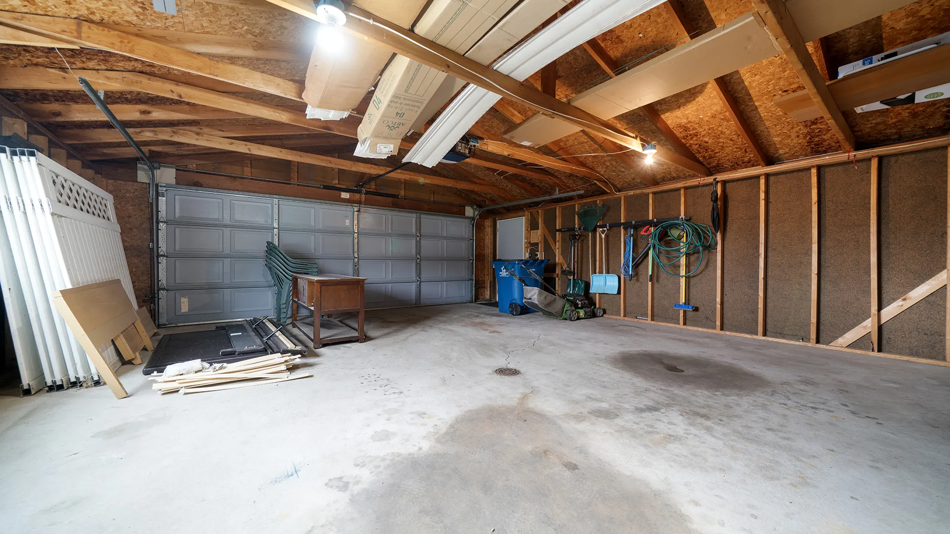 511 W Blackhawk Drive IL