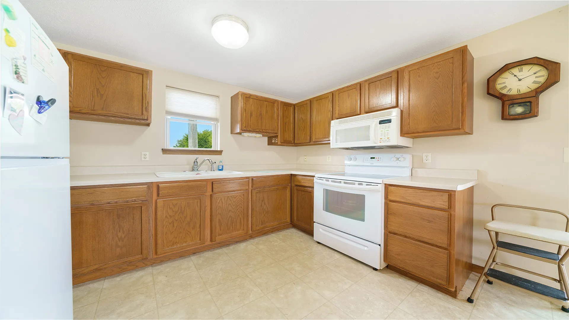 511 W Blackhawk Drive IL