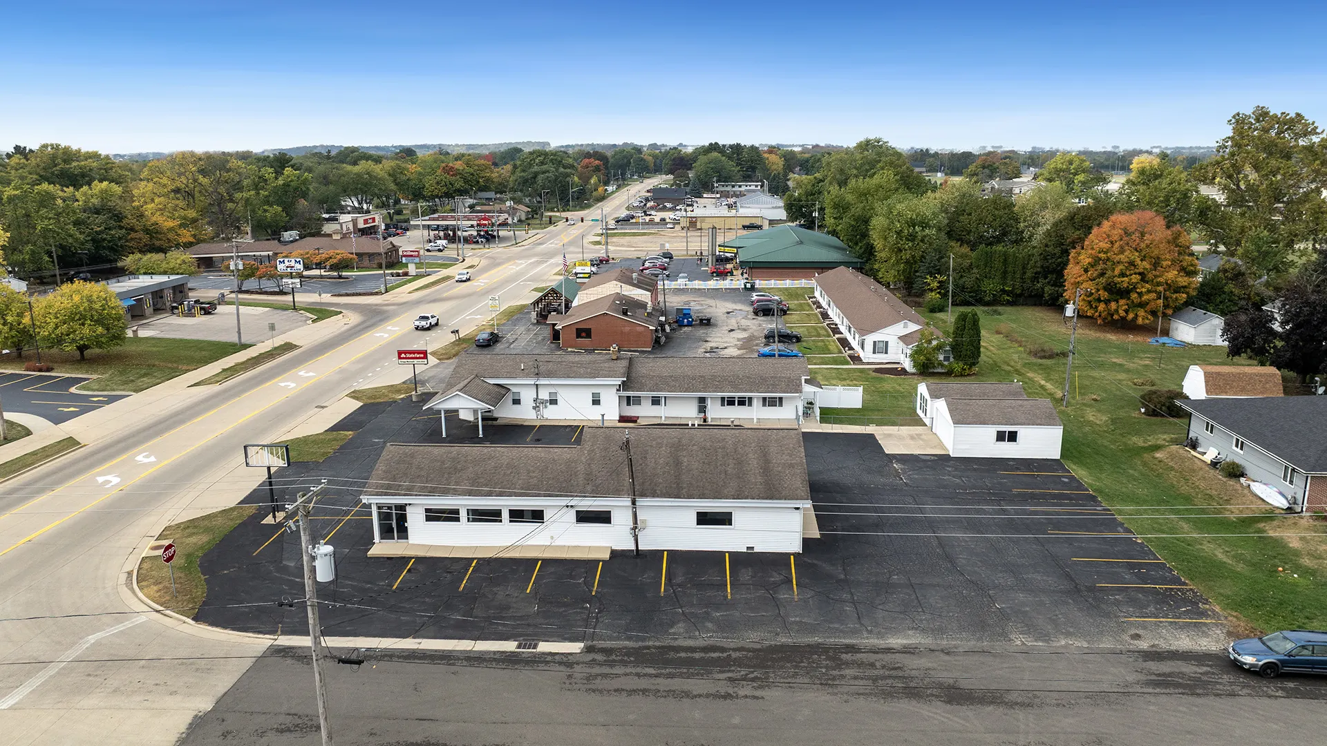 511 W Blackhawk Drive IL