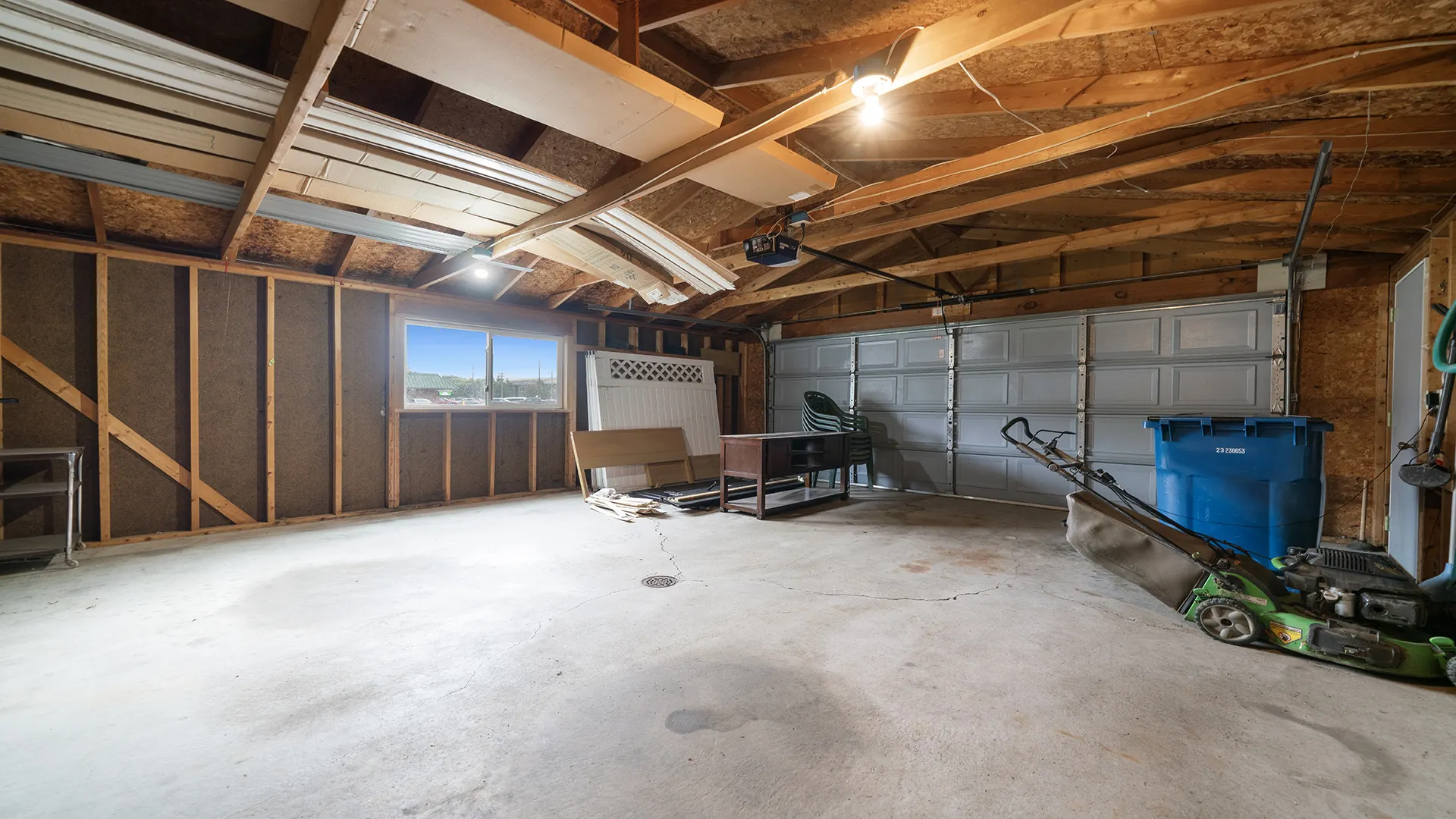 511 W Blackhawk Drive IL