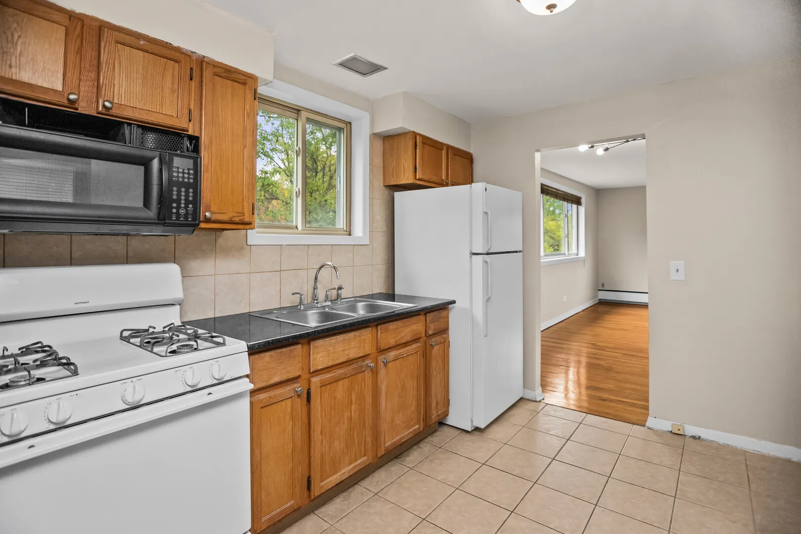 7019 N Ridge Boulevard 3A IL