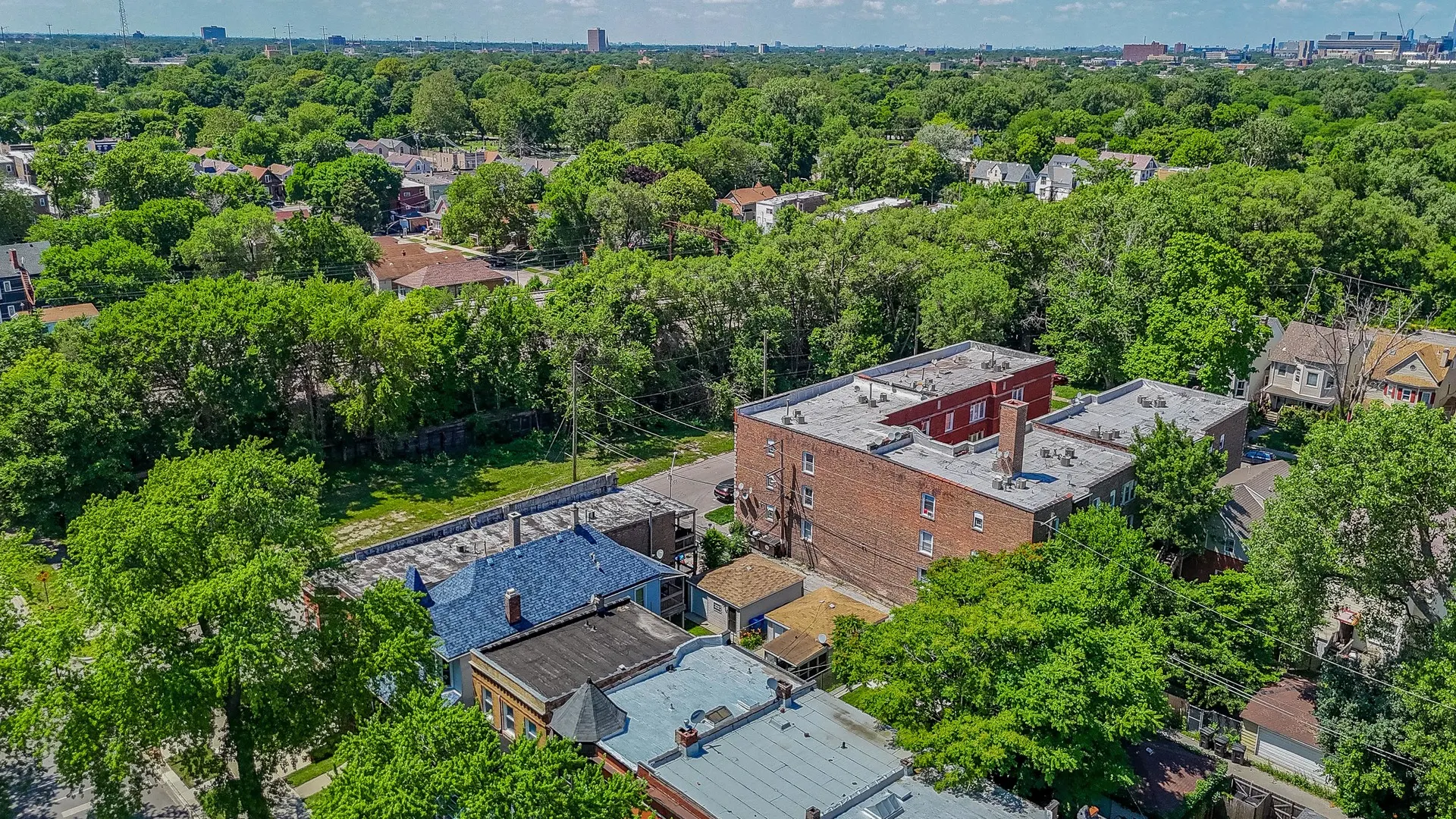 1310 E 72nd Street IL