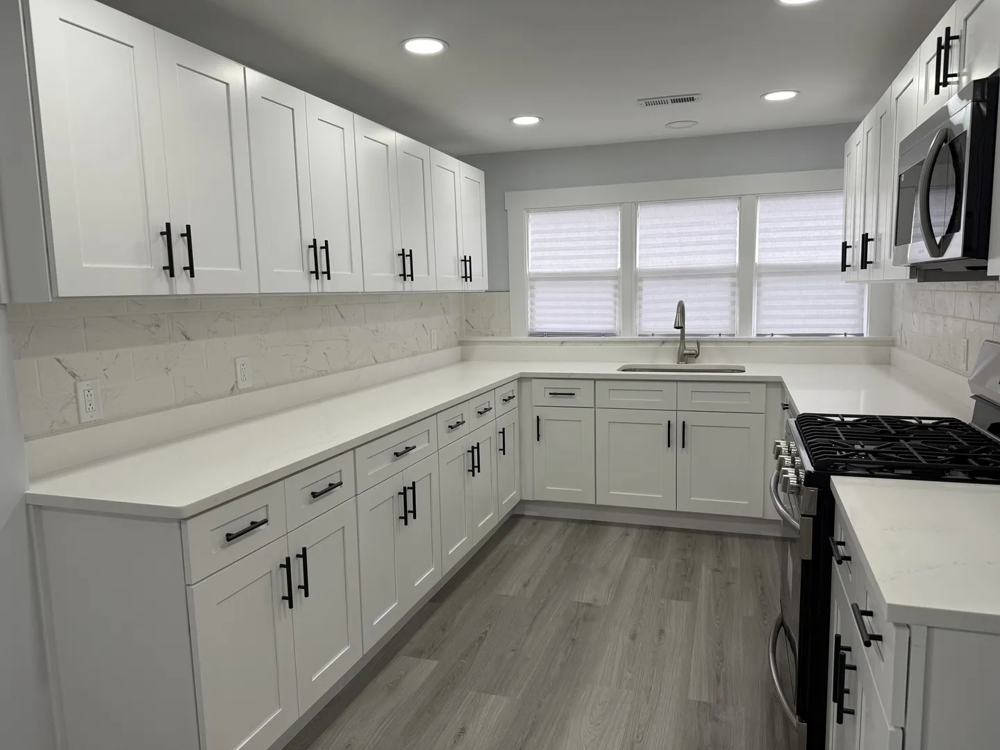 33670 N Lake Shore Drive IL
