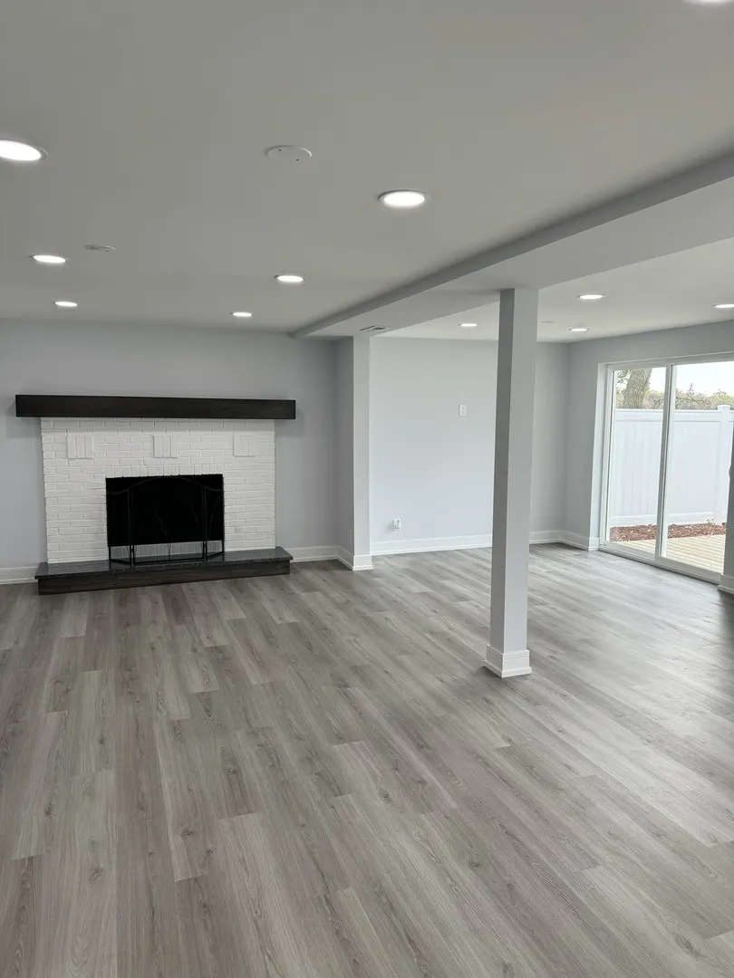 33670 N Lake Shore Drive IL