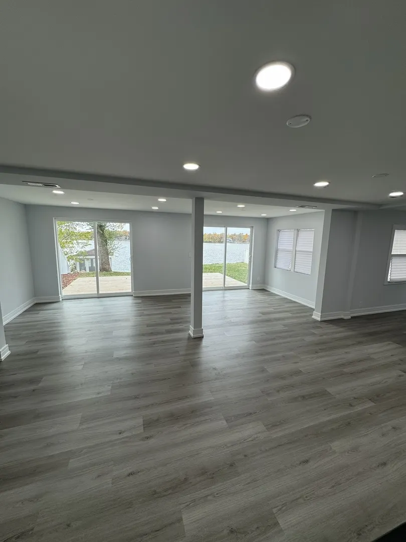 33670 N Lake Shore Drive IL