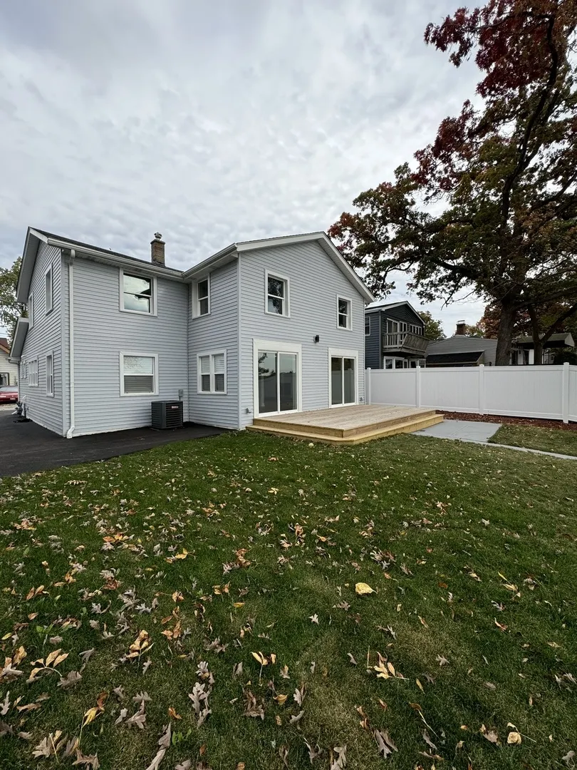 33670 N Lake Shore Drive IL