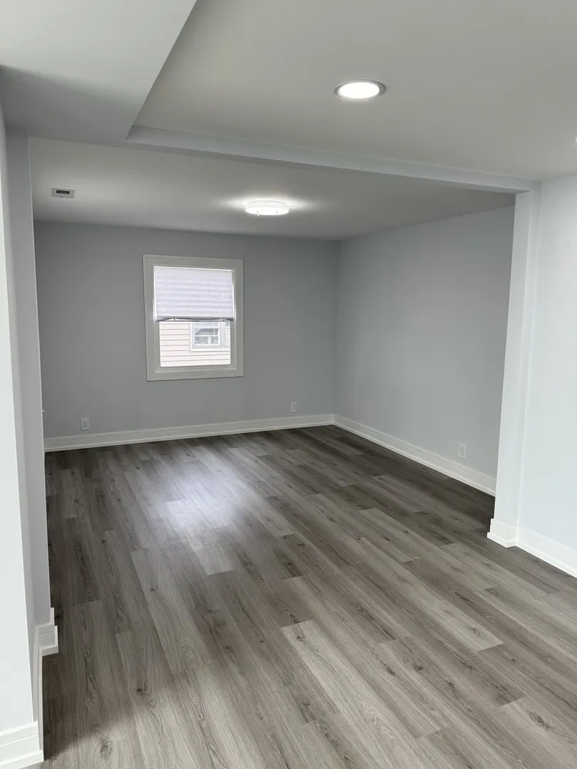33670 N Lake Shore Drive IL
