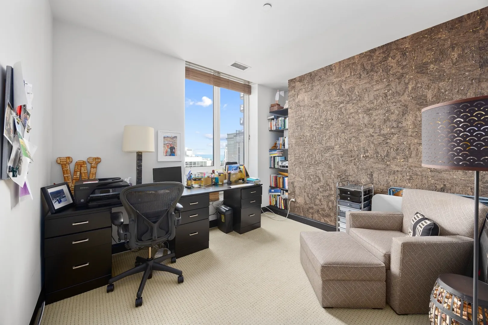 10 E Delaware Street 27E IL